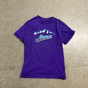 Utah Jazz NBA Mountain Logo Purple T-Shirt Mens Small‎ Draper Parks & Recreation